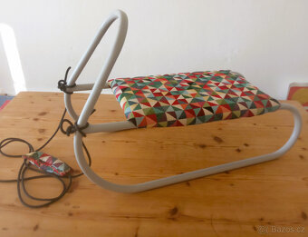 Sáňky retro v novém kabátku - 2