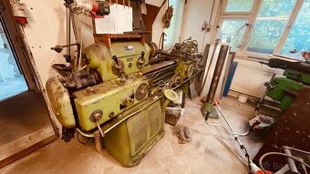 Soustruh SV 18 R - 2