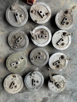 Predám brzdový štít s nápisom usable range JAWA 350 ČZ 175 - - 2