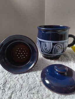 Keramický hrnek se sítkem - 2