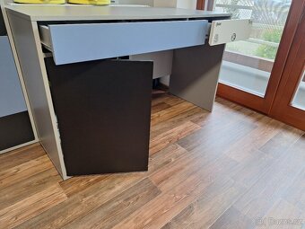 Dětský psací stůl - 2