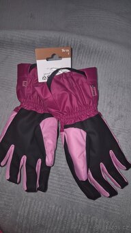 Nové rukavice, 14let - 2