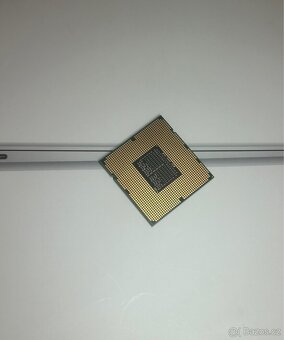 Intel Xeon W3530 - 2