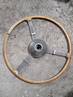 Volant automobilů - 2