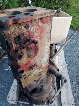 Obal převodovky - 2