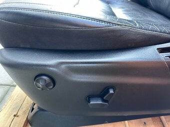 Interiér Grand Cherokee 2012 - 2