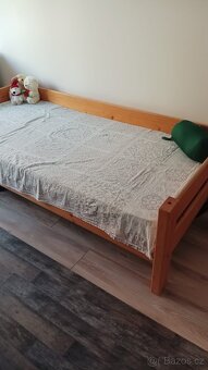 Postel včetně roštu a matrace - 2