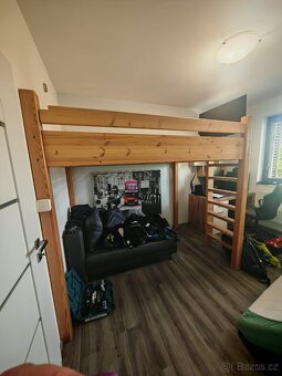 Vestavné patro na spaní masiv smrk - 2