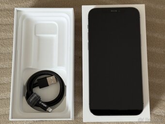 APPLE iPhone 12 Pro 256GB grafitově šedý - 2