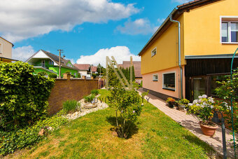 Prodej, rodinný dům, 206 m², Úherce, ul. Na Vršku - 2