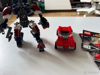 Lego Marvel Super Heroes 76077 - 2