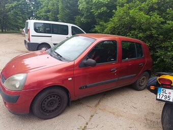 Renault Clio - 2