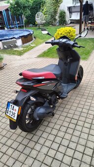Aprilia SR 125 - 2
