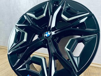 Originál kola BMW IX i20 R22 M-Paket - 2