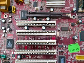 MSI 845 Ultra + Pentium 4 (2.4GHz) 768MB DDR RAM - 2