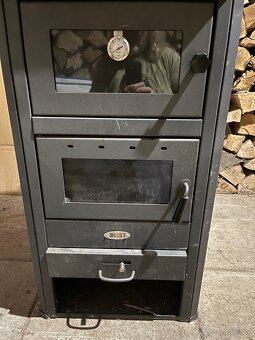 Kamna 3000,-Kč - 2