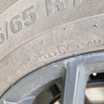 Kumho WinterCraft WS51 SUV 225/65 R17 - 2