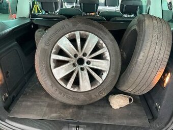 Volkswagen Sharan 2.0 Tdi 103 KW 9/2014 VYHŘ. SEDADEL 7-MÍST - 2
