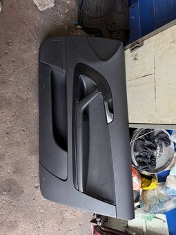 Prodám kompletní interiér/sedačky/bočnice Audi A3 8P - 2
