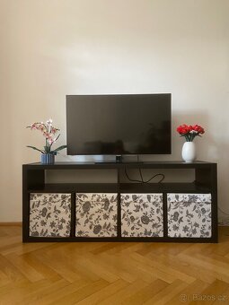 Stolek pod TV (KALLAX) - 2