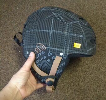 -NOVÁ- HELMA na lyže / PŘILBA na snowboard vel. L 56-58 cm - 2