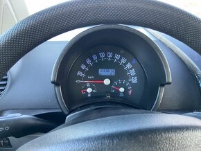 Prodam VW NEW BEETLE 2.0i 85Kw - 2