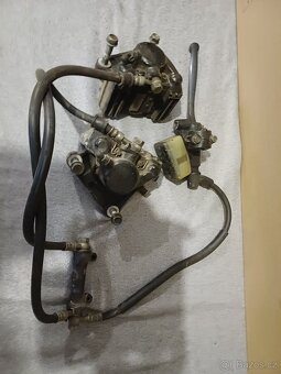 Přední brzdy Honda CB 750 C 1982 - 2