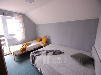 Bítov -  rekreační chata podlahová plocha 100 m2 - vhodné na - 2