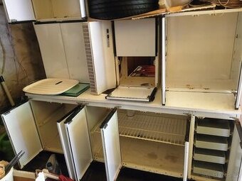 Plechová kuchyňská linka - 2