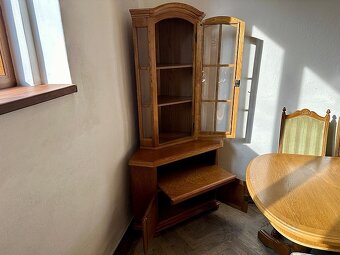 707 Rustikální rohová komoda skleník frézovaný masiv - 2