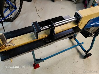 Štípačka na dřevo 5 tun - 2