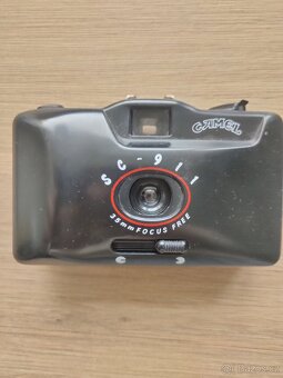Camel 35mm Focus Free fotoaparát na kinofilm - 2