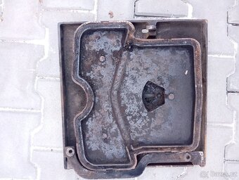 přikládací dvířka Viadrus U22 - 2