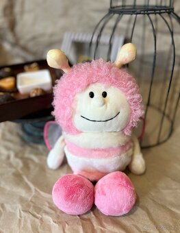 Roztomilá Postavička Plyšová Včelka Pink 33 cm - 2