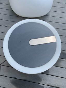 Svítící nábytek na zahradu - 2