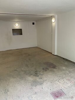 Pronájem garáže 24m2, Dvůr Králové nad Labem - 2