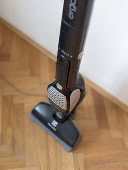 Vysavač Electrolux Ergorapido - 2