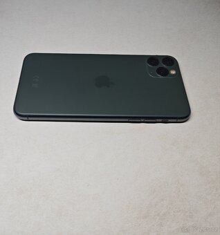 Apple iPhone 11 Pro Max - 2