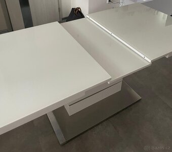 Novel JÍDELNÍ STŮL - bílá, rozkládací - 2