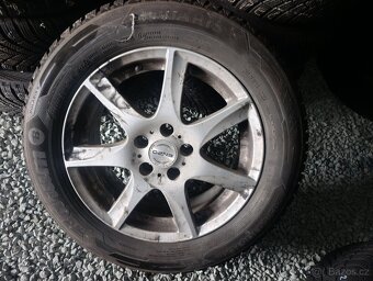 205/60/16 zimní 4 kusy . Super cena - 2