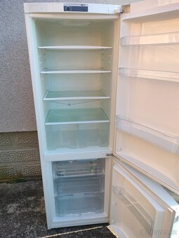 Lednička s mrazákem - 2