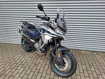 CFMOTO 800MT Sport 2025 (AKCE: PŘILBA + BUNDA ZDARMA) - 2