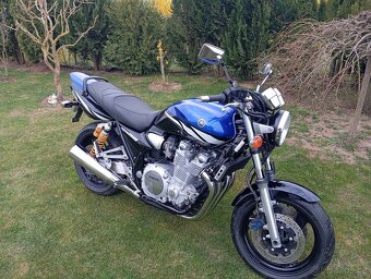 Yamaha XJR 1300 - 2