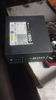 Corsair CX 600 - 2