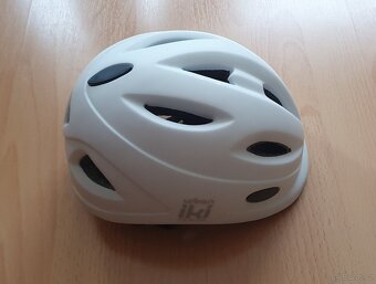 Dětská helma Urban iki - pro nejmenší velikost XS (44-48cm) - 2