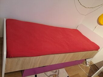 Postel 90x200 +ulozny box ,madrace - 2