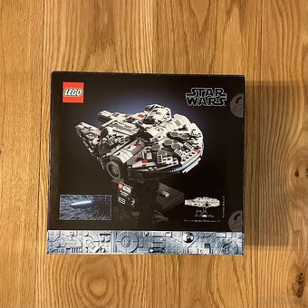 LEGO Star Wars 75375 Millenium Falcon - 2
