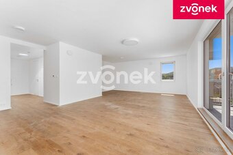 Exkluzivní byt 3+kk s terasou 30 m² a západním výhledem - 2