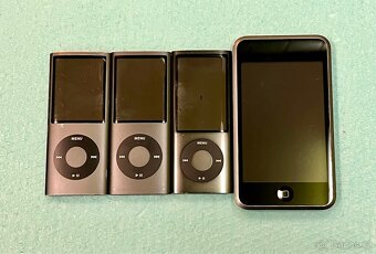 Balíček iPodů – 3×iPod Nano 4gen/1×iPod Touch 1gen - 2