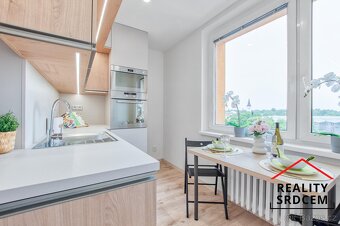 Pronájem bytu v os. vlast. o velikosti 1+1+lodžie/42m2 na ul - 2